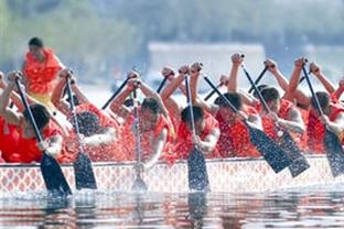 Mùa giải này, ngôi sao bóng đá xuất hiện: Tiểu Tạp Toàn Cần, lão Chiêm vắng mặt 2 trận, 3 trận, 4 trận.